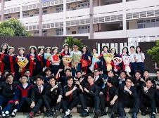 Image: Two Classes Achieve 100% Pass Rate to Medical School