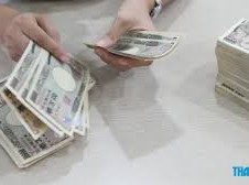 Image: USD Exchange Rate Stays Steady Amid Rising Euro and Yen