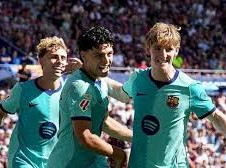Image: Barcelona Dominates Levante in La Liga Clash