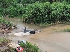Image: Body of Missing University Student Found in Hanoi Drain