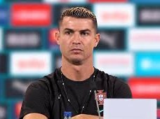 Image: Cristiano Ronaldo: 'I Can Dodge Bullets from a Gun'