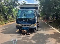 Image: Driving School Car Collides with Motorcycle, One Fatality