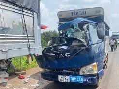 Image: Driving Student Collides with Truck, Instructor Dies