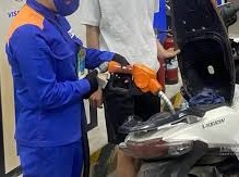 Image: Fuel Prices Rise in Vietnam as of September 18