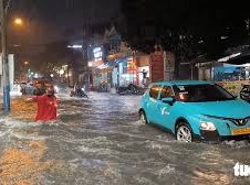 Image: Heavy Rain in Ho Chi Minh City Causes Chaos