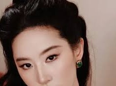 Image: Hồ Ngọc Hà Shines at Shanghai Event with Liu Yifei