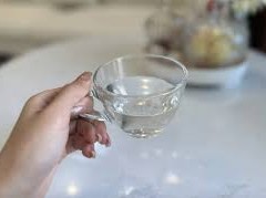 Image: Is Frequent Urination After Drinking a Sign of Kidney Issues?