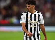 Image: Juventus vs. Milan: Key Player Debuts in Serie A Clash