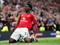 Image: Kobbie Mainoo Excluded from Manchester United's Premier League Squad