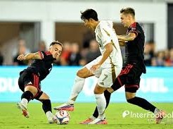 Image: LAFC Ends Match Against DC United in 0-0 Draw