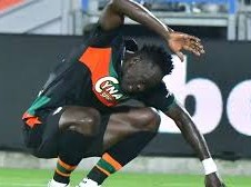 Image: Lazio Defeats Venezia 2-0 Amidst Ongoing Crisis