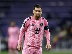 Image: Lionel Messi Climbs to Second in All-Time Free-Kick Scorers