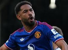 Image: Matheus Cunha's Late Goal Secures Draw for Manchester United