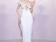 Image: Nhã Phương Stuns in Sexy Outfit at Recent Event
