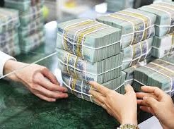 Image: Police to Investigate Suspicious Bank Transactions
