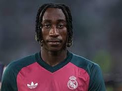 Image: Pressure Mounts for Diomande, Mbeumo and Other Stars in Champions League Debut