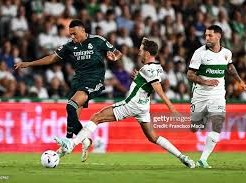 Image: Real Madrid Edges Elche in Thrilling 3-2 Victory