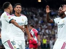 Image: Real Madrid Faces Tough Challenge Against Rayo Vallecano