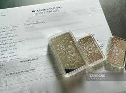 Image: Silver Prices Fluctuate, Buyers Exercise Caution