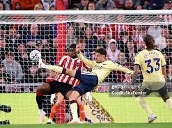 Image: Sunderland vs Arsenal: Penalty Drama and Stellar Second Half