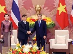 Image: Thai King and Queen Visit Vietnam to Strengthen Ties