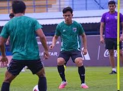 Image: Thailand's National Football Team Prepares for Vietnam Showdown