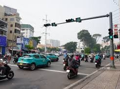 Image: Traffic Signal Implementation at Ho Chi Minh City Roundabout