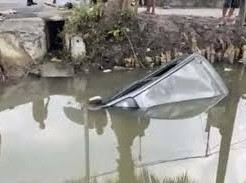 Image: Tragic Car Accident in Hai Phong Claims Lives of Couple