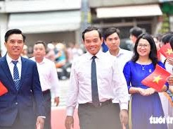 Image: Trần Lưu Quang Attends Opening Ceremony at Trần Khai Nguyên High School