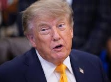 Image: Trump Pledges Up to $500 Million for Republican Midterm Campaigns