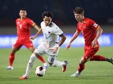 Image: Vietnam Defeats Philippines 1-0 with Dinh Bac's Goal
