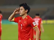 Image: Vietnam's Coach Shakes Up Team for Thailand Match