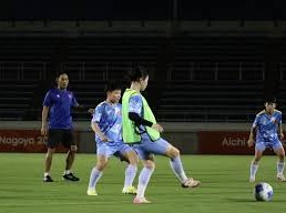 Image: Vietnam Women's Football Team Prepares for Crucial Match Against Thailand