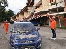 Image: 7.7 Magnitude Earthquake Strikes Panama, Tsunami Warning Issued