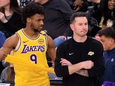 Image: Bronny James' Defensive Skills Shine in NBA Matchup
