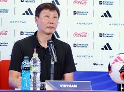 Image: Coach Kim Sang Sik Takes Full Responsibility for Disappointing Result