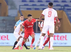 Image: Hà Tĩnh Triumphs Over Thể Công in V-League Clash