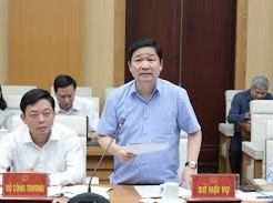 Image: Individual in Phu Tho Returns Over 1 Billion VND After Review