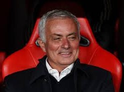 Image: Jose Mourinho Comments on Man City's Punishment