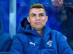 Image: Portuguese Journalist Criticizes Ronaldo for Leaving National Team
