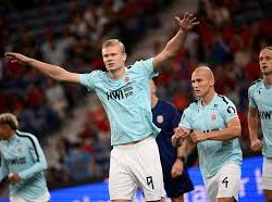 Image: Stars Prepare to Leave Manchester City Amid Crisis