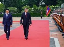 Image: Vietnam's Prime Minister Begins Official Visit to Laos
