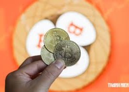 Image: Bitcoin Crash Erases $1.1 Billion as Investors Panic