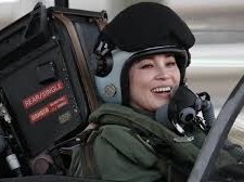 Image: Thai Queen Makes History by Piloting a Fighter Jet