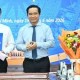 Image: Ho Chi Minh City's Chairman Nguyen Van Duoc Awards Decisions to Officials