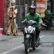Image: Motorbike Fines for Riding on Sidewalks Could Reach 6 Million VND