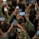 Image: US Military Considers Confiscating Cellphones Amid Iran Threats