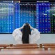 Image: VN-Index Falls Below 1,700 Points Amidst Selling Pressure