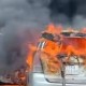 Image: Car Catches Fire on Overpass in Hai Phong