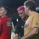 Image: Concerns Rise as Gavi Injures Knee Again During Elche Match